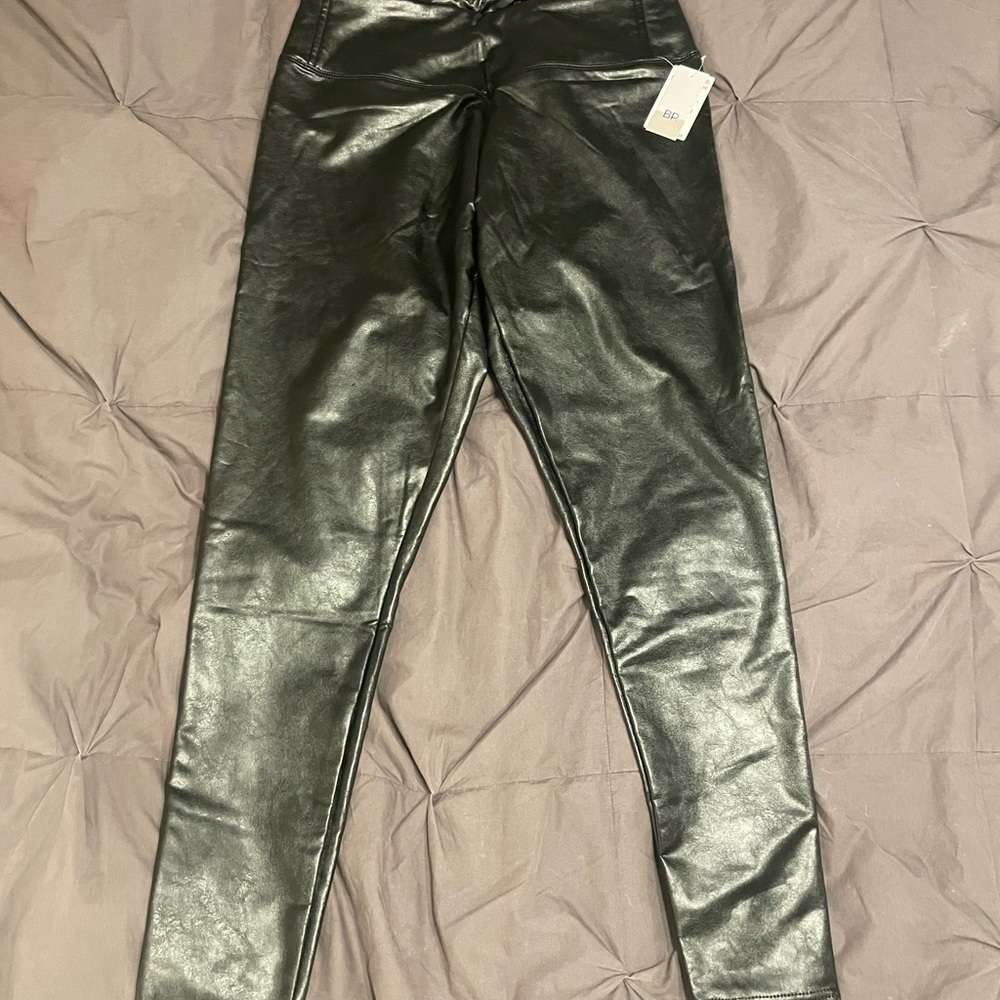 Faux leather leggings